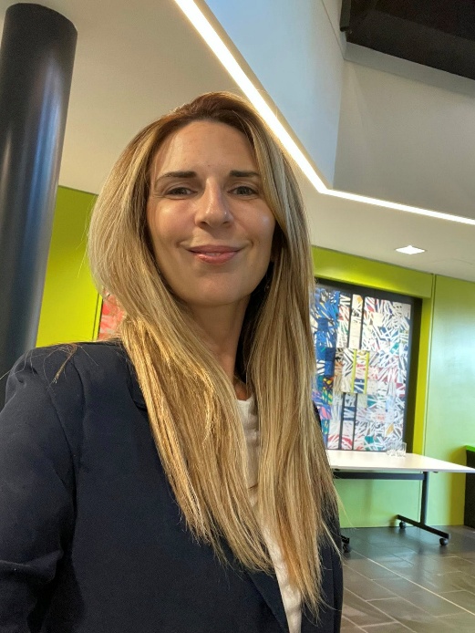 Dr. Eleni Anoyrkati
